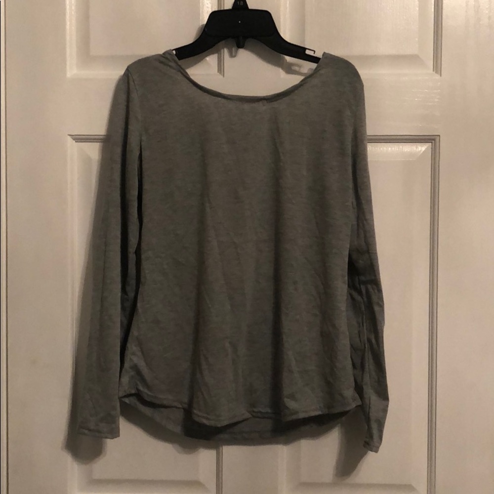 Long sleeve, open back